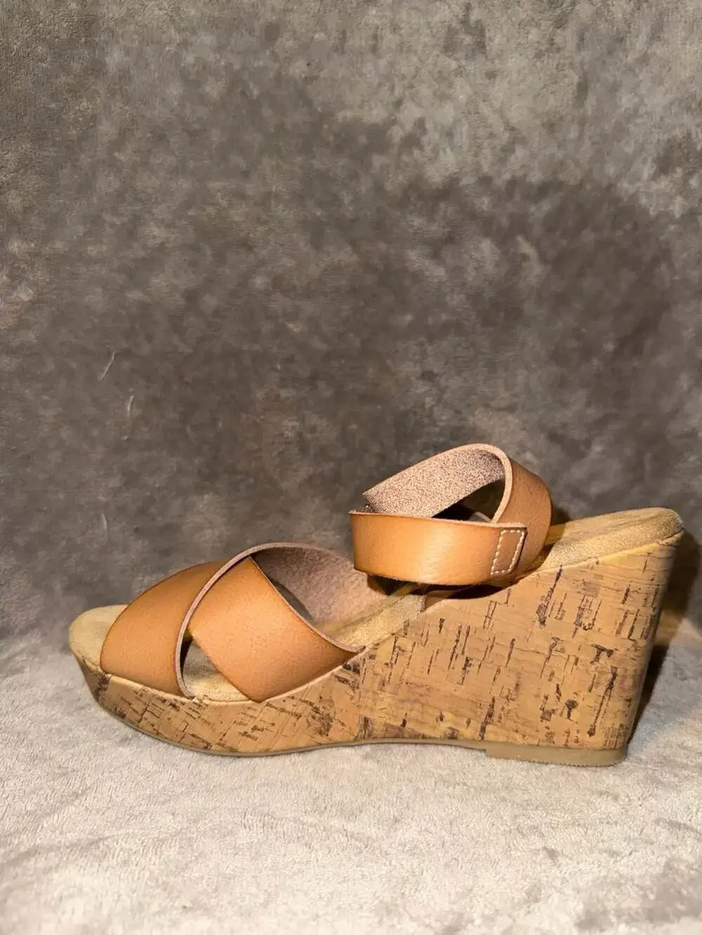 Maurices Elsa Tan Faux Leather Cork Wedge Sandals Size 8.5M